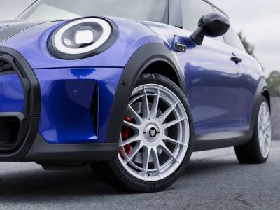 Fox VR4 Alloy Wheels - Image 2